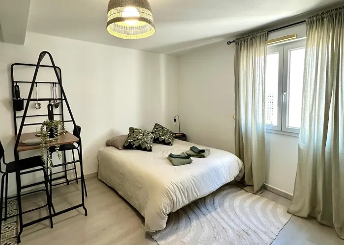 Studio Gare Entierement Renove, Wi-Fi, Clim, Tram, 15 Min Des Plages